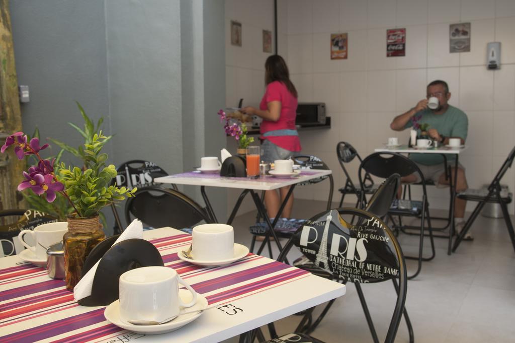 Gaia Hostal *